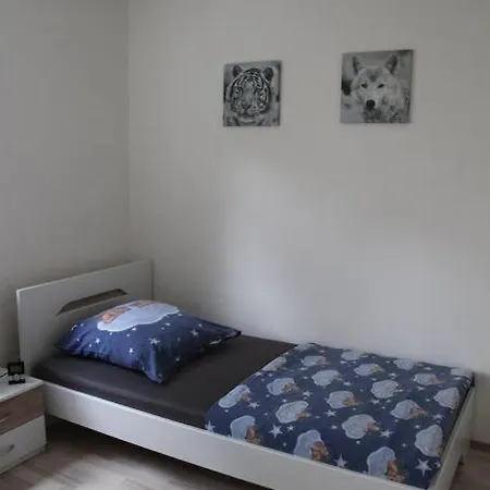 Gaestewohnung Pakulies Apartman *
