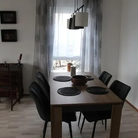 Gaestewohnung Pakulies 아파트 바인하임