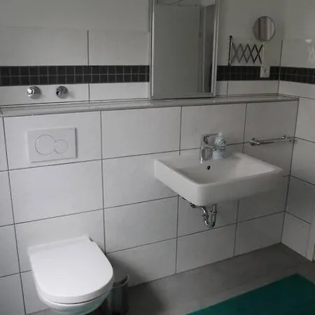 Gaestewohnung Pakulies 바인하임